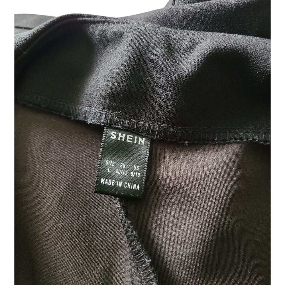 SHEIN | SAILOR TYPE BLACK SHORTS | SIZE LARGE - Picture 3 of 13
